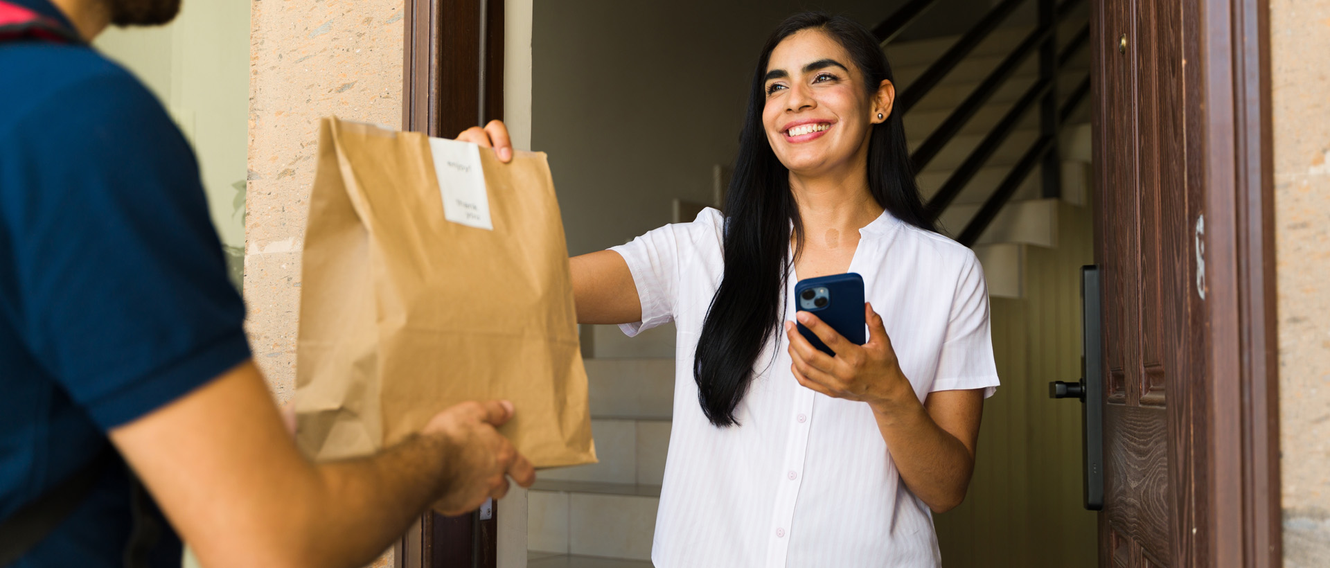 De Restaurantes a Servicio a Domicilio : Cómo Pedir Comida en México