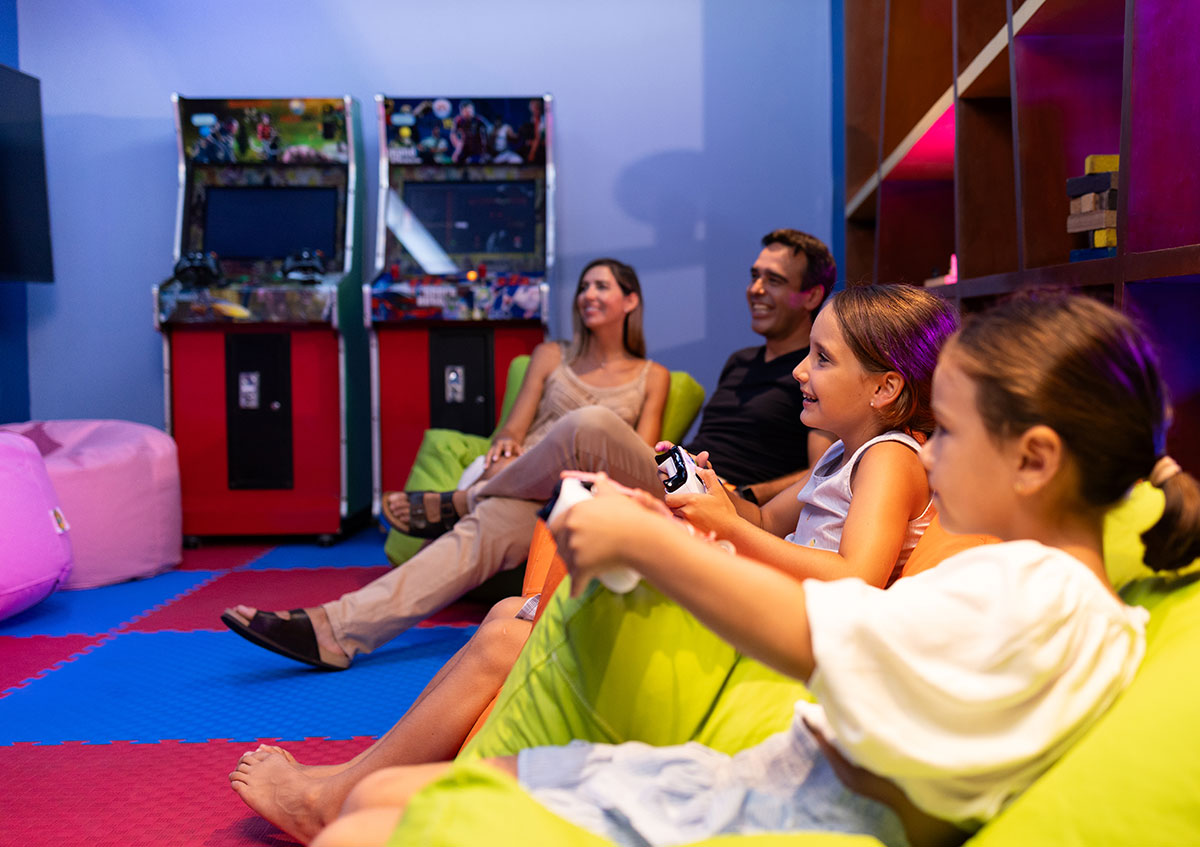 Rainy-Day-Activities-in-Puerto-Vallarta-for-Families-activities.jpg